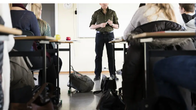 Genrebild. En elev åtalas för förtal efter att ha spridit falska anklagelser om en lärare som ertappade henne med fusk. Foto: Berit Roald/NTB/TT