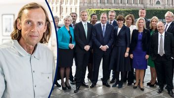 Det var så det började. Stefan Löfven (S) med sina samlade statsråd i oktober 2014. Foto: Claudio Bresciani/NTB 