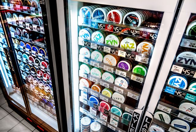 Facket har varslat om strejk på SMD Logistics, som lagrar och distribuerar merparten av snus och tobak i Sverige. Arkivbild. Foto: Claudio Bresciani/TT