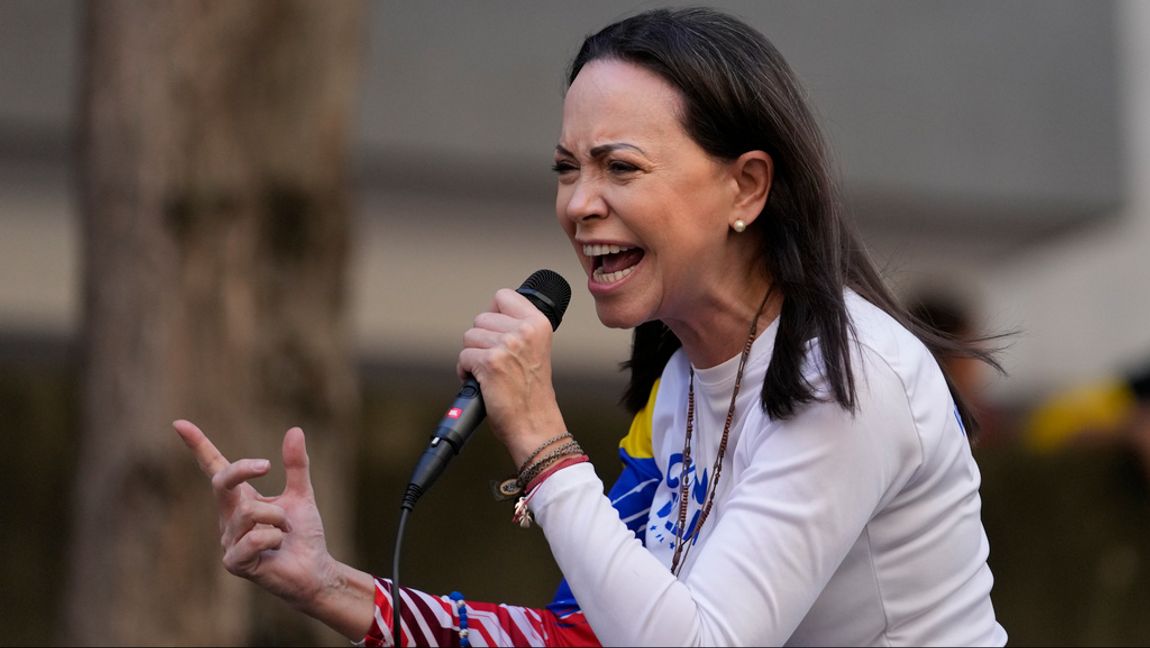 María Corina Machado under en protest mot president Nicolás Maduro i Caracas i januari. Matias Delacroix/AP/TT