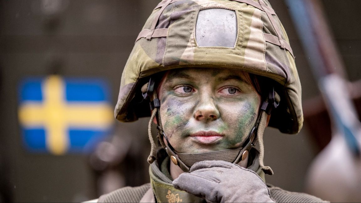 Isabelle Behr, stabsgruppchef, under en militärövning kring Vaggeryd. Foto: Adam Ihse / TT