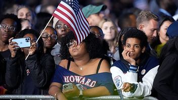 Harris-supportrar vid Howard University. Bild: AP Photo/Mark Schiefelbein