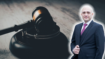 Staten vs. rättsstaten. Foto: Sasun Bughdaryan, Unsplash