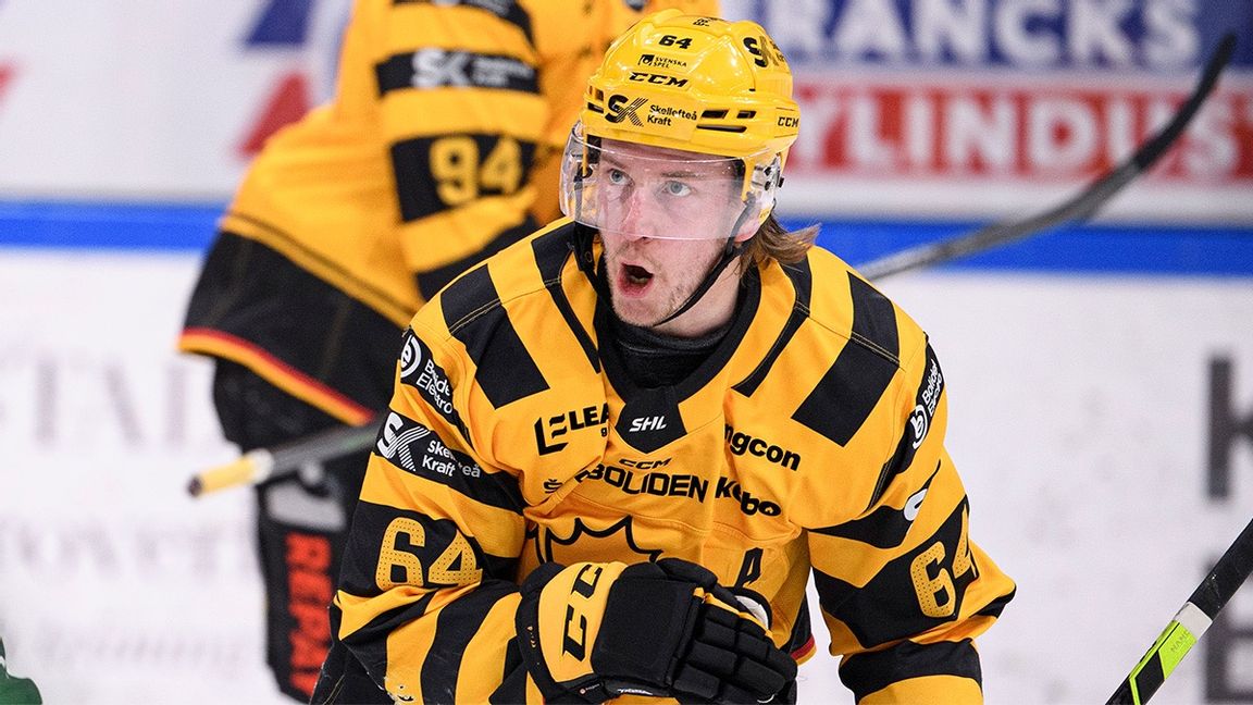 Skellefteås stjärnback Jonathan Pudas kommer representera Tre Kronor. Foto: Tommy Pedersen/TT (arkivbild)