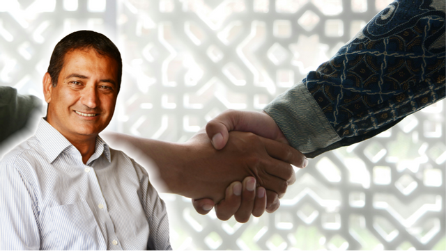 Vi bör inte bemöta islamistisk identitetspolitik med svensk identitetspolitik. Foto: Masjid MABA, Unsplash