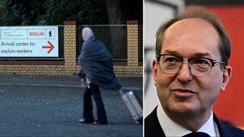 T.h inrikesminister Alexander Dobrindt. Bild: AP Photo/Markus Schreiber/Tobias Schwarz/Pool Photo via AP