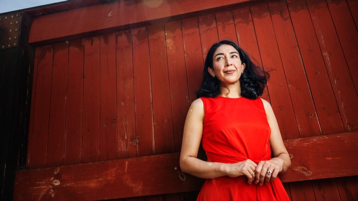 Lawen Redar föreslår en klassiskt knallröd politik för att fixa Socialdemokraternas migrationsmisslyckande. Photo credit: 	Linus Sundahl-Djerf/SVD/TT