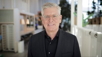 Ericsson har ingått ett mångmiljardavtal om samarbete med amerikanska telekomjätten AT&T. Vd Börje Ekholm har anledning att se nöjd ut. Arkivbild. Foto: Andreas Sjölin/TT