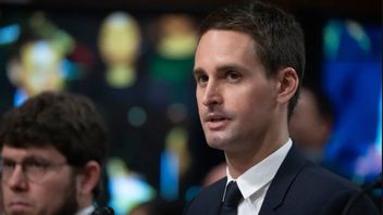 Evan Spiegel ser misslyckanden som nödvändiga för kreativitet – första arbetsdagen är det perfekta tillfället att börja. Foto: TT