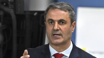 Ibrahim Baylan (S) röstade ja till nationell folkräkning. Foto: Claudio Bresciani/TT 