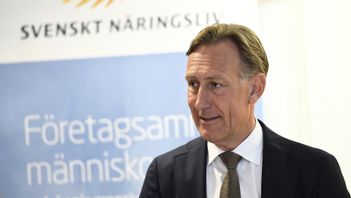 Jan Olof Jacke är Svenskt Näringslivs VD. Han borde inte se som sin roll att pressa staten på subventioner.
