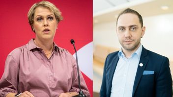 Socialminister Lena Hallengren (S) och Michael Rubbestad (SD), ledamot i utbildningsutskottet. Foto: Marko Säävälä/TT