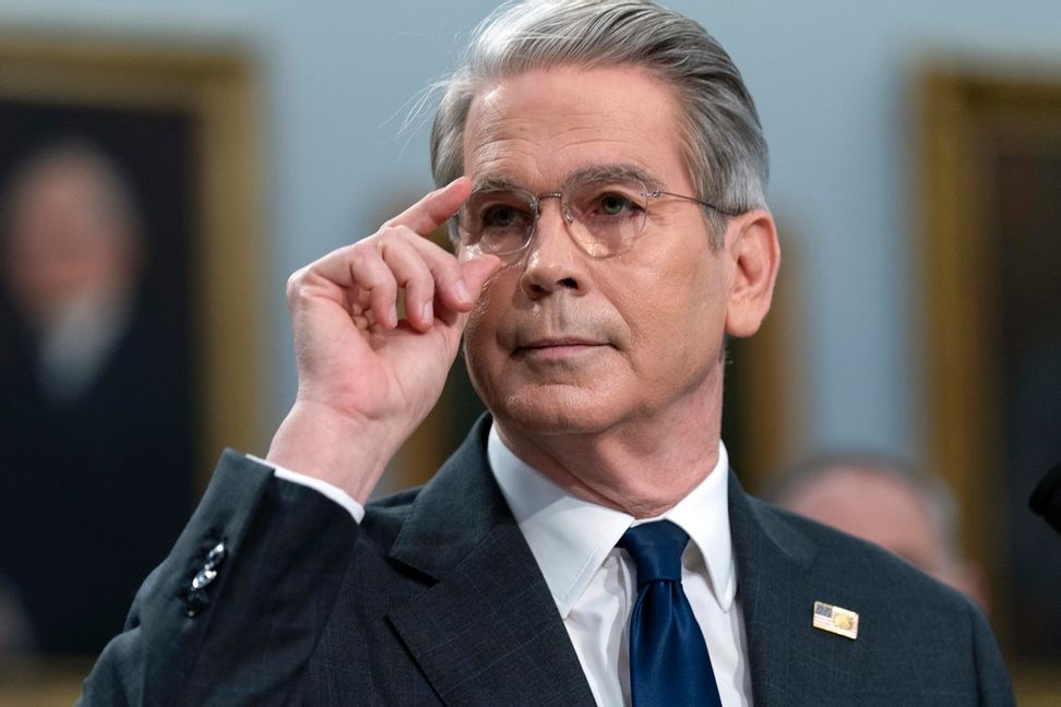 USA:s finansminister Scott Bessent tycker det verkar som att EU har svårt att enas i frågan om tullar och handel. Arkivbild. Foto: Jose Luis Magana AP/TT