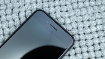 Genrebild. En 17-åring försökte konsultera en AI-bot om hur man knivmördar någon. Han åtalas nu för mordförsök. Foto: Tobias Heine/Pixabay