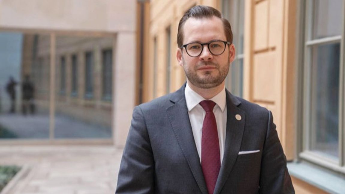 Partisekreteraren Mattias Bäckström Johansson menar att SD:s mandat har blivit mer värda. Foto: Sverigedemokraterna.