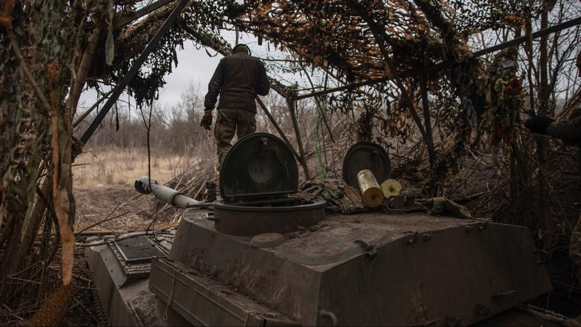 Ukrainska soldater vid fronten i Donetsk-regionen i förra veckan. Foto: Roman Chop/AP/TT