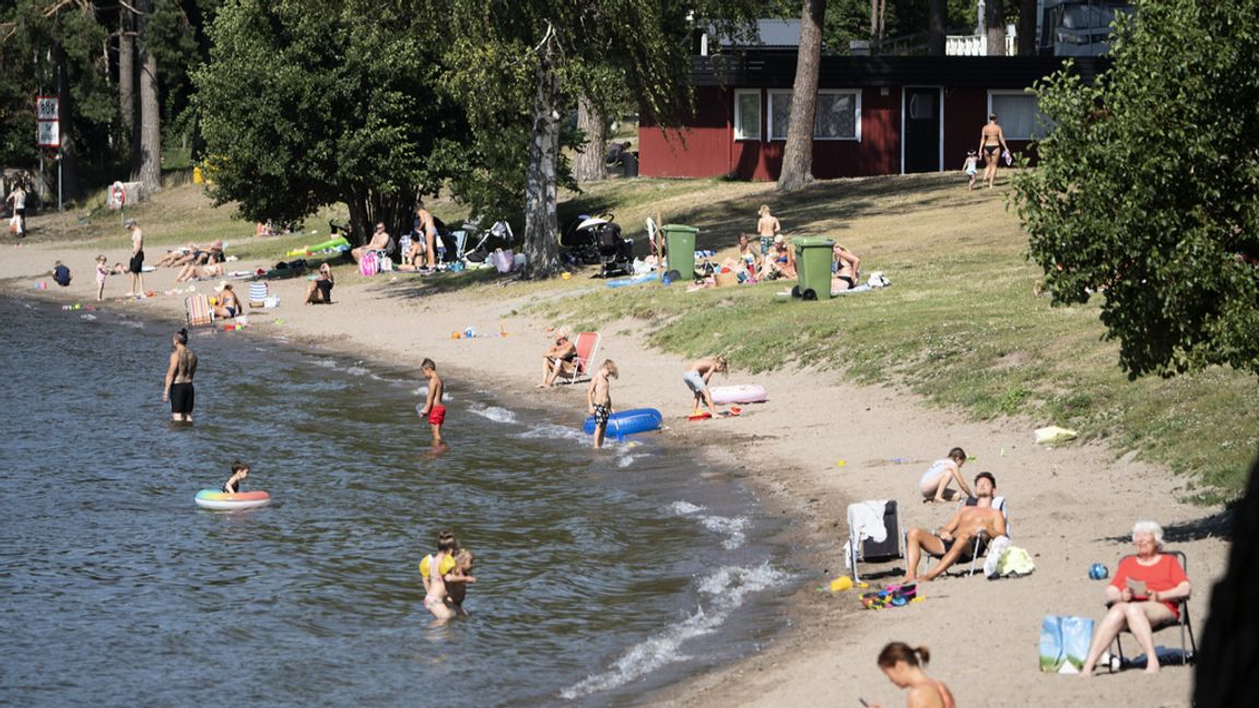 Varmare somrar för med sig fler drunkningsolyckor. Arkivbild. Fredrik Sandberg/TT