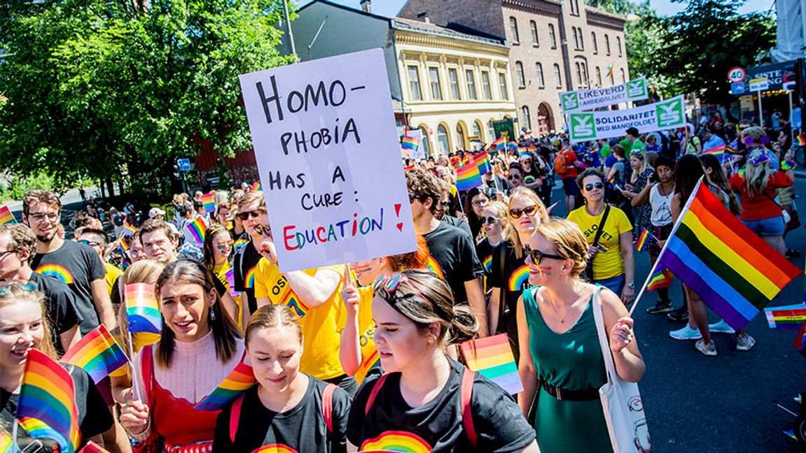 I Västomo är det inga problem att hålla Prideparader. Foto: Stian Lysberg/TT