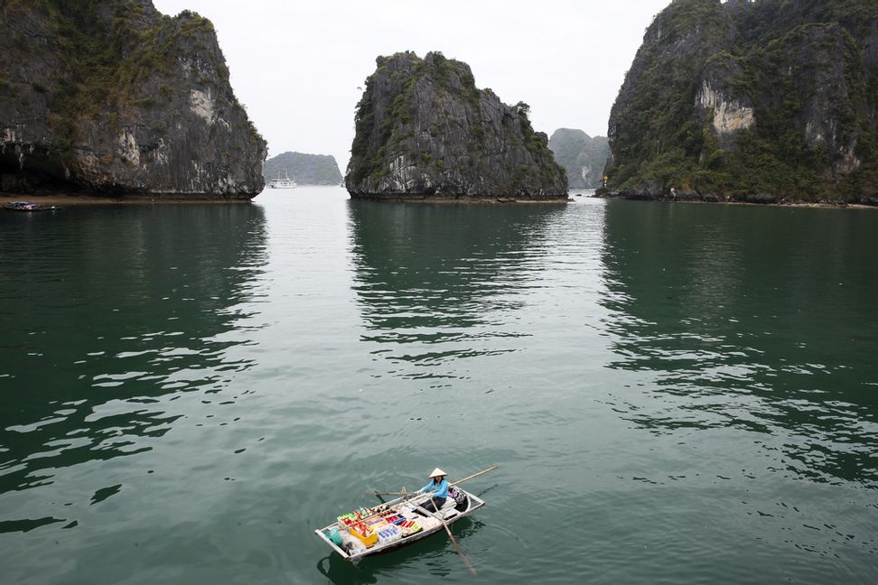 Ha Long-bukten i Vietnam. Bilden är tagen 2017 i närheten av den plats där olyckan inträffat. Arkivbild. Foto: Marianne Løvland/NTB/TT