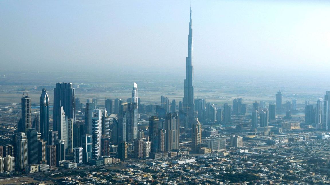 Dubai, en av de sju emiraternas, skyline. Foto: AP/Kamran Jebreili