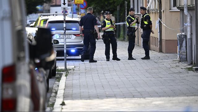 Polis på plats på Södervärnsgatan i Malmö på måndagskvällen efter en skottlossning. Arkivbild. Foto: Johan Nilsson/TT.