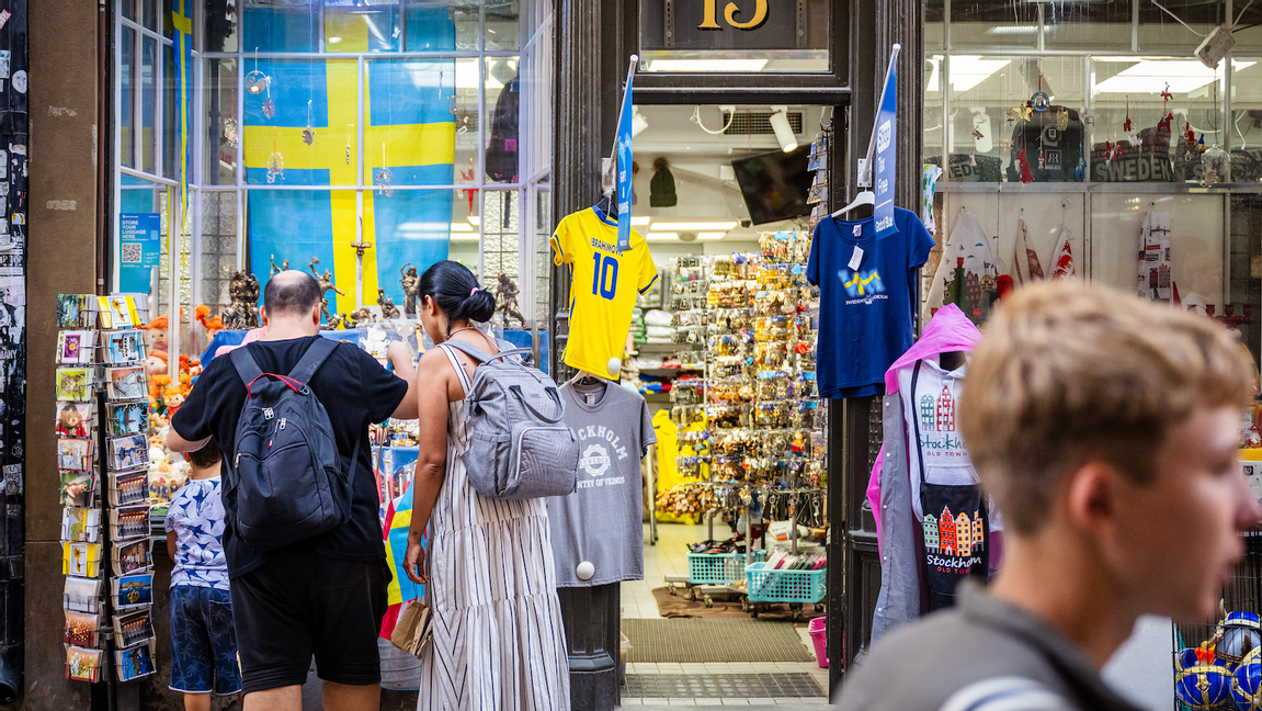Genrebild på Gamla Stan i Stockholm. Turismen ökar i Sverige. Foto: Magnus Lejhall/TT