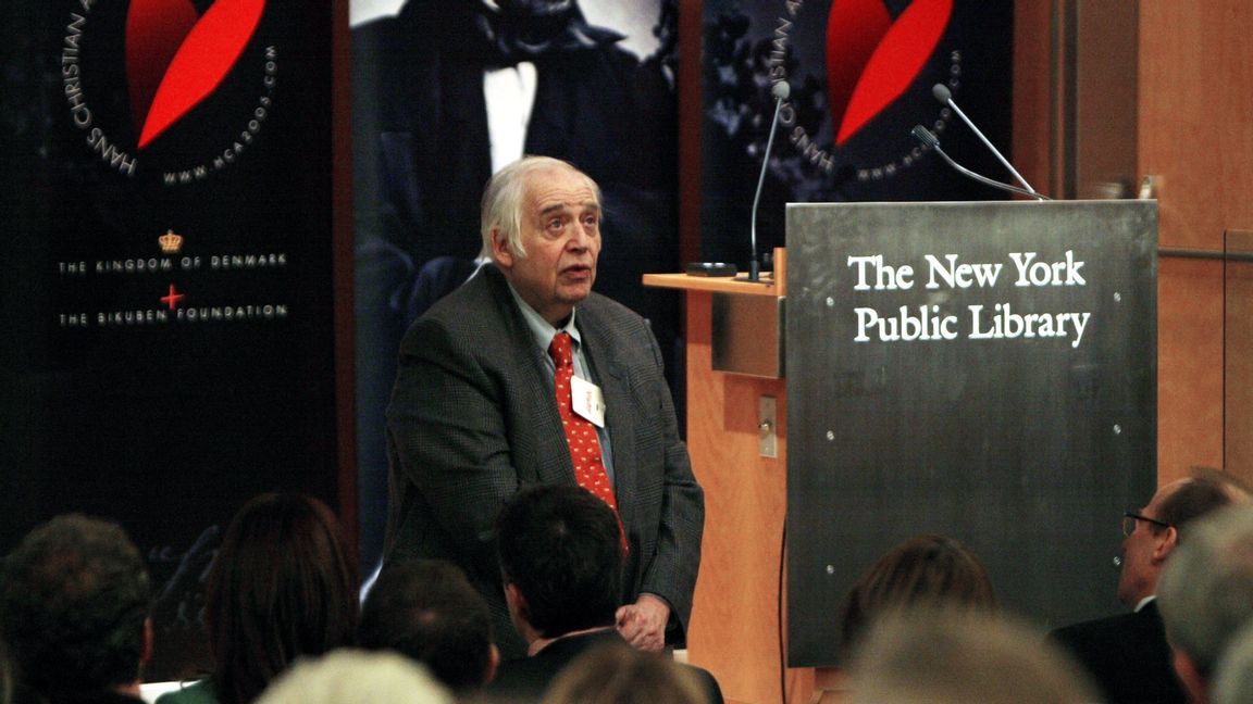 Harold Bloom vid utdelningen av Hans Christian Andersen Award 2005. Foto: Kathy Willens/AP/TT.