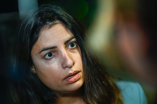 Vänsterpartiets partiledare Nooshi Dadgostar i samband med söndagens partiledardebatt i SVT:s Agenda. Arkivbild. Pontus Lundahl/TT