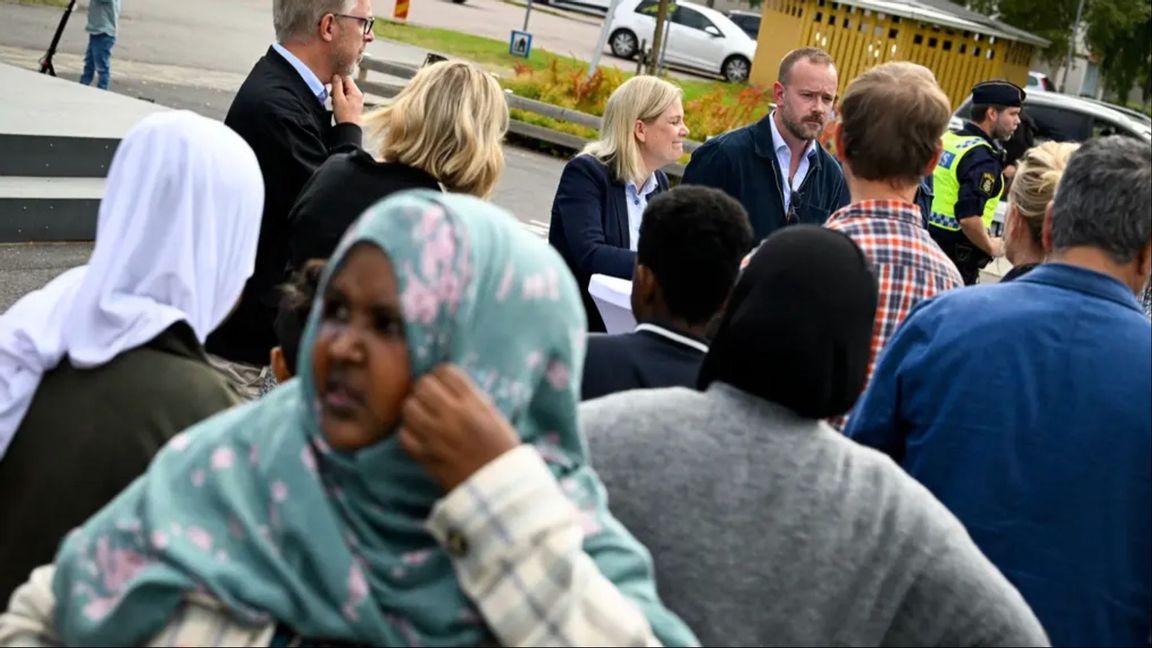 Magdalena Andersson besöker Tjärna Ängar i Borlänge inför valet 2022 Foto: Pontus Lundahl/TT