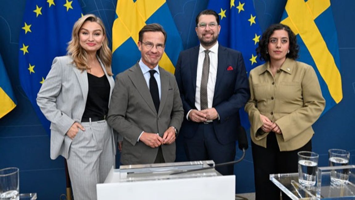 Tidöpartierna krymper gapet till oppositionen till 4,1 procentenheter – det minsta på över två år. Foto: Fredrik Sandberg/TT