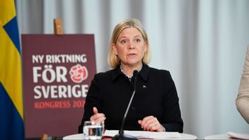 Socialdemokraternas partiledare Magdalena Andersson har utsett sin närmaste medarbetare Gösta Brunnander till valledare inför valet 2026. Foto: Viktoria Bank/TT. 