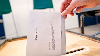 Det blir tufft för Magdalena Andersson (S) att bilda regering med både V och C. Foto: Johan Nilsson/TT