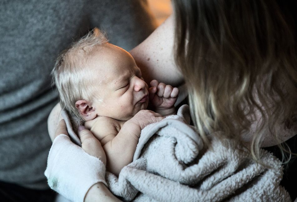 Barnmorskor får bryta sin semester för att förlossningsklinikerna ska ha tillräckligt med personal under sommaren. Arkivbild. Foto: Christine Olsson/TT