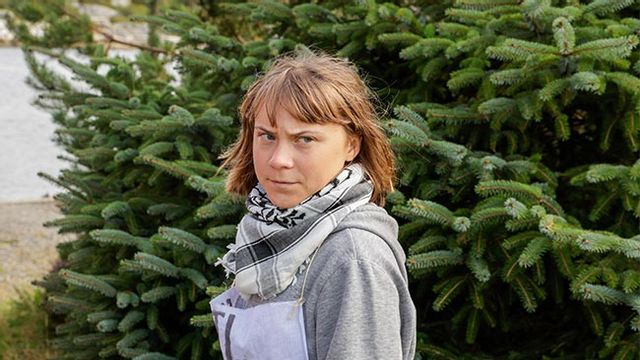 Greta Thunberg under en aktion mot vid Equinors oljeraffineri vid Mongstad i Norge. Bild: Paul S. Amundsen / NTB