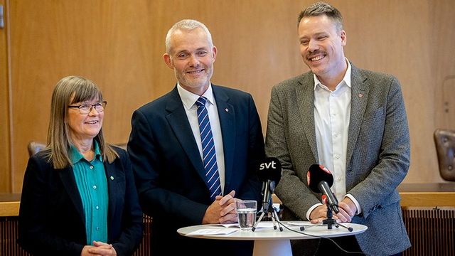 Det rödgröna styret i Göteborg fick ett bakslag i förvaltningsrätten. Från vänster: Karin Pleijel (MP), Jonas Attenius (S) och Daniel Bernmar (V). Foto: Adam Ihse/TT