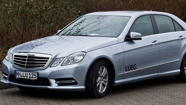 Mercedes E300 Bluetec Hybrid. Arkivbild. Foto: Wikicommons