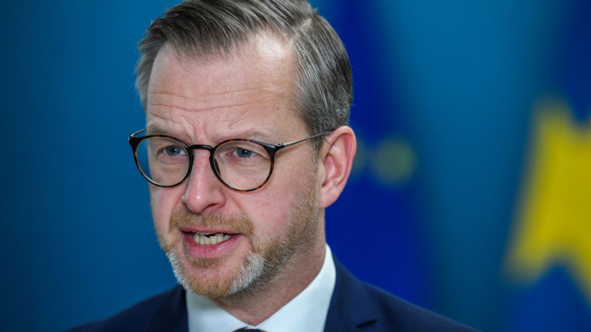 Inrikesminister Mikael Damberg (S) får nej igen av riksdagen till sitt förslag om hur EU:s vapendirektiv ska genomföras i svensk lag. Arkivbild. Foto: Fredrik Sandberg/TT.
