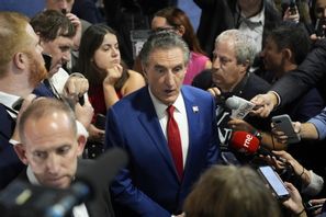 North Dakotas guvernör Doug Burgum blir USA:s nästa inrikesminister, enligt Trump. Arkivbild. Matt Rourke/AP/TT