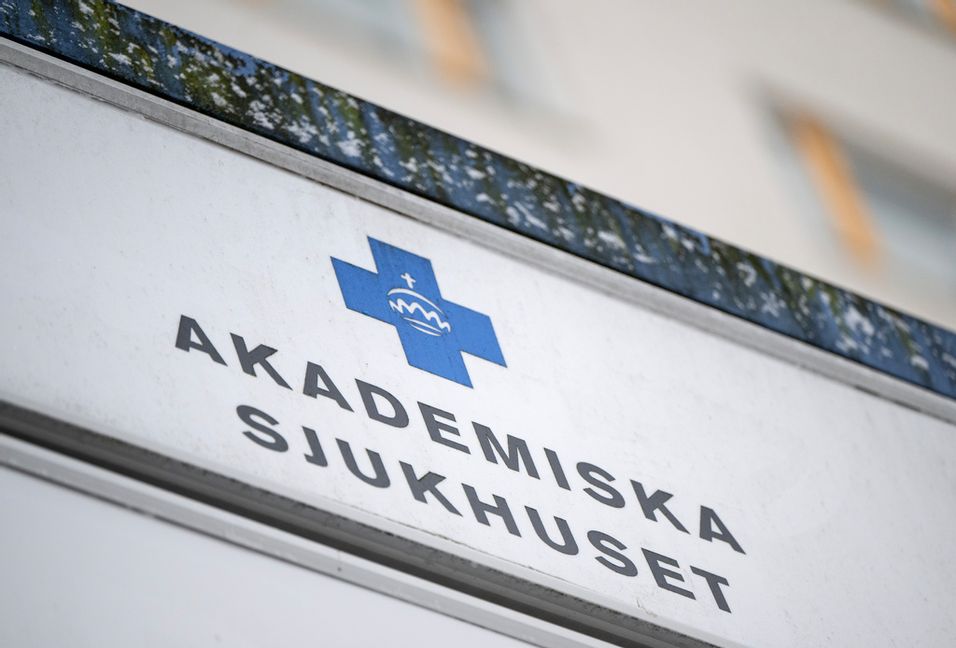Fyra personers som jobbar på samma avdelning på Akademiska sjukhuset misstänks ha blivit förgiftade. Foto: Christine Olsson/TT