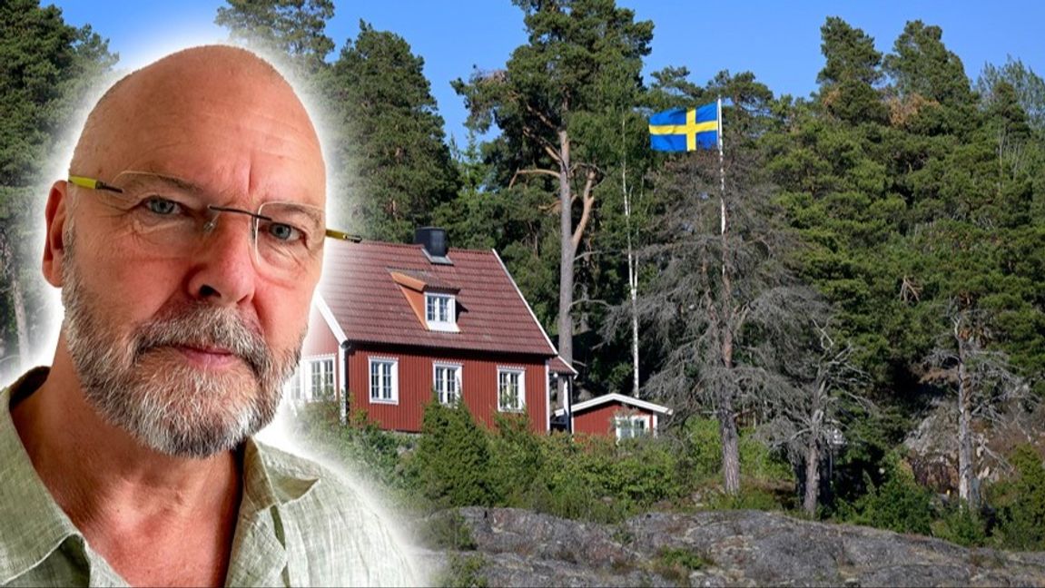 Svenskar kan ingenting, så det är tur att vi har folk som hjälper oss. Eller? Foto: Janerik Henriksson/TT