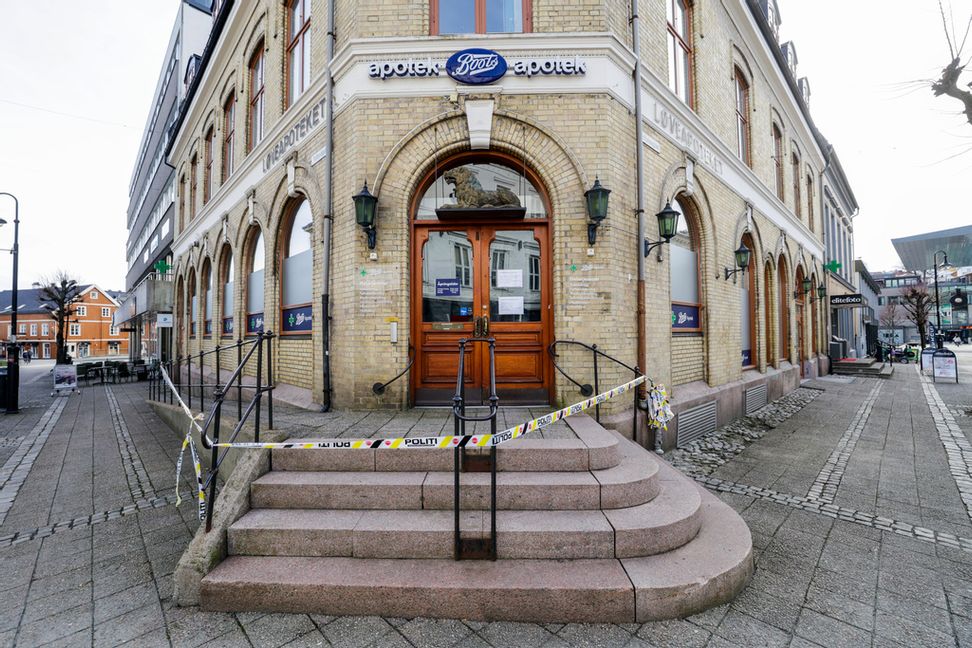 En 35-årig svenska anfölls och mördades utanför apoteket där hon arbetade i Arendal i södra Norge. Arkivbild. Foto: Tor Erik Schroder/NTB/TT