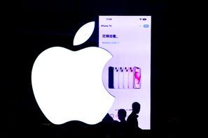 Apple riskerar att utredas för konkurrensbrott i Kina. Arkivbild Andy Wong AP/TT