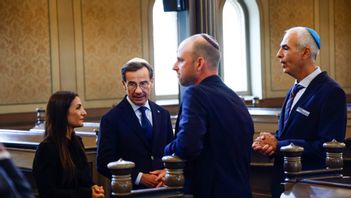 Det viktiga är inte att besöka synagogor utan att få stopp på hatet. Foto: Adam Ihse/TT