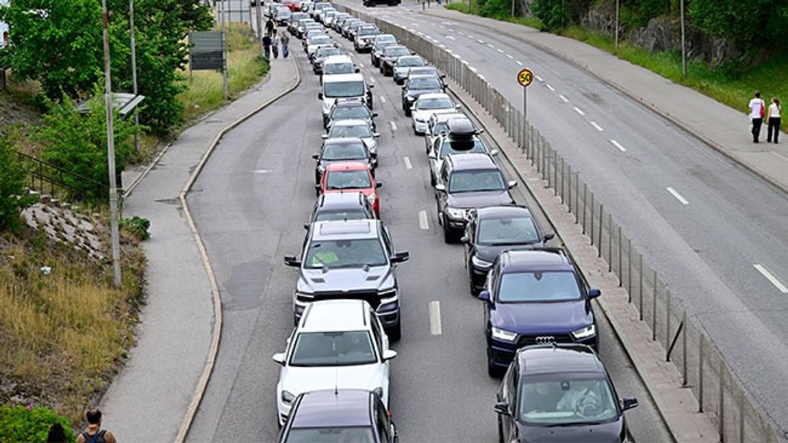 Bilkö på Nockebybron i Stockholm i juni. agnus Lejhall / TT 