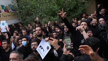 Protester i Teheran i Iran mot koranbränningar i Sverige. Foto: Vahid Salemi