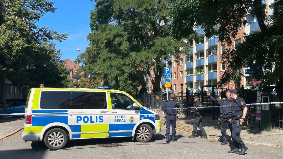 Det är ännu osäkert vad som finns i väskan, men polisen väljer att hantera ärendet som ett misstänkt farligt föremål. Larmet inkom strax före lunch. Arkivbild. Foto: Daniel Kihlström /TT