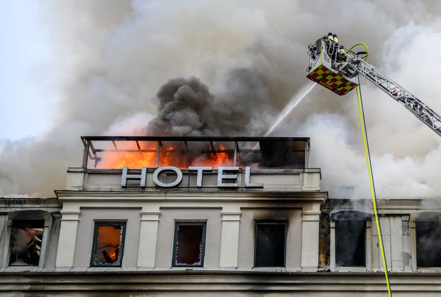 I över tre dygn har räddningstjänsten bekämpat branden i Hotell Kärnan. Johan Nilsson / TT