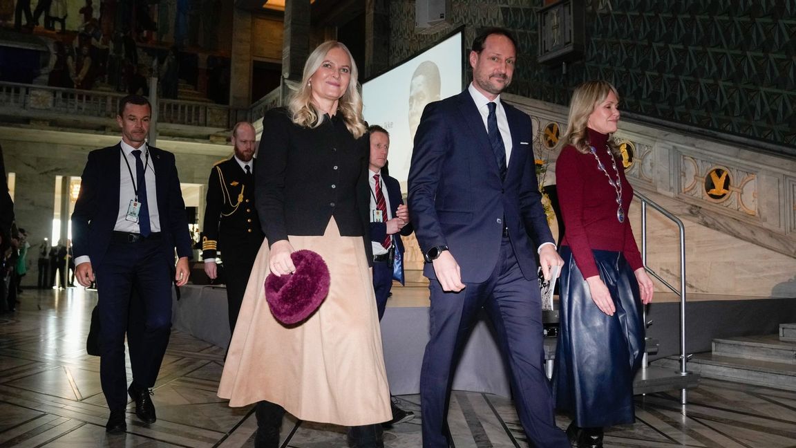 Kronprinsparet Haakon och Mette-Marit. Foto: Heiko Junge/NTB/TT