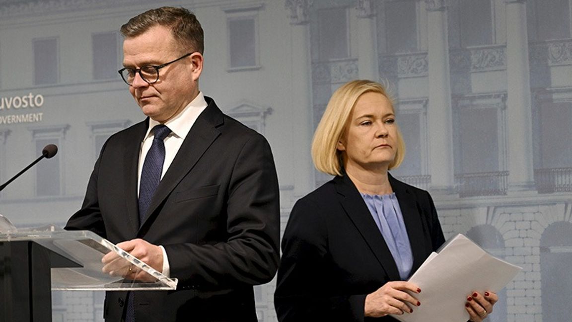 Finlands statsminister Petteri Orpo och inrikesminister Mari Rantanen. Foto: Markku Ulander/AP/TT