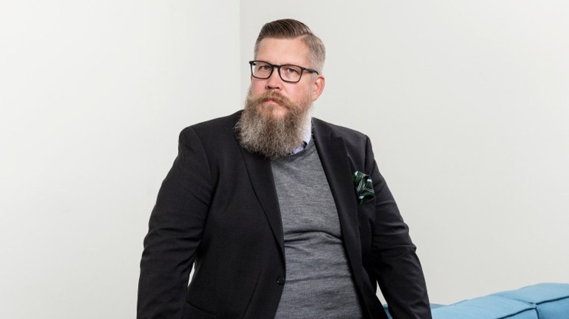 Simon Matti säger att en hållbar lösning behövs om partierna vill undvika ett extra val. Foto: Tomas Bergman